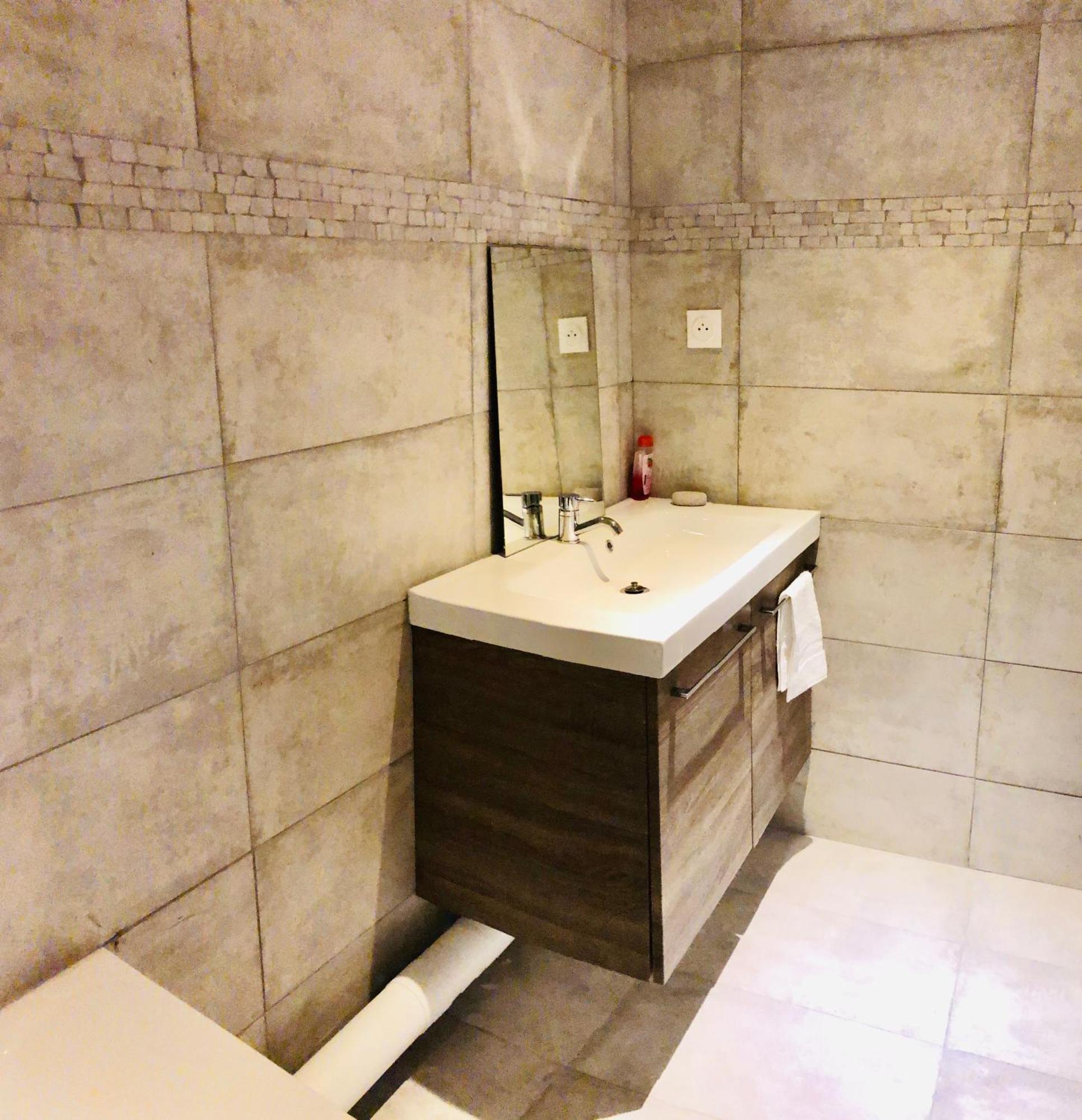 Apartament Metro Gambetta Paryż Zewnętrze zdjęcie