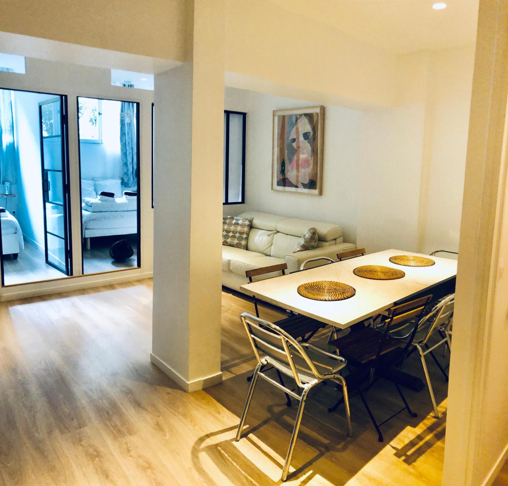 Apartament Metro Gambetta Paryż Zewnętrze zdjęcie