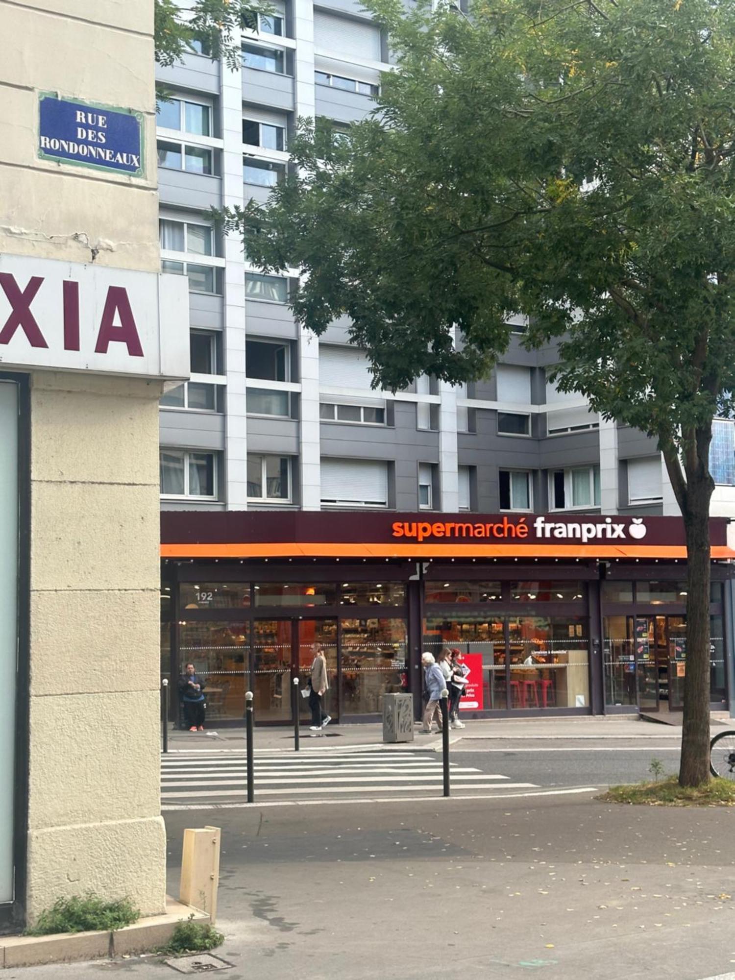 Apartament Metro Gambetta Paryż Zewnętrze zdjęcie